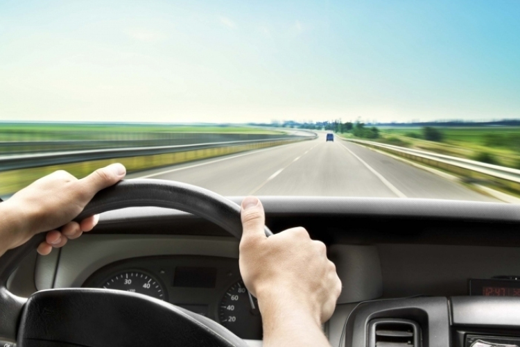 A visszaélések miatt vezette be új rendszerét a Nemzeti Útdíjfizetési Szolgáltató