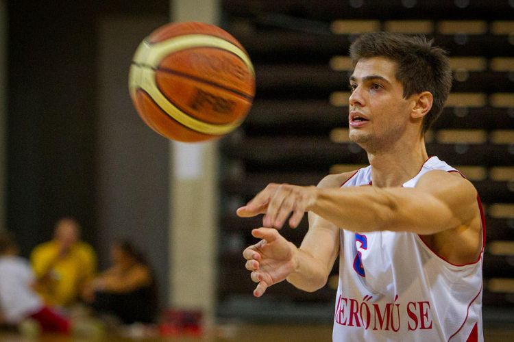 Simon Balázs kemény szavai: \